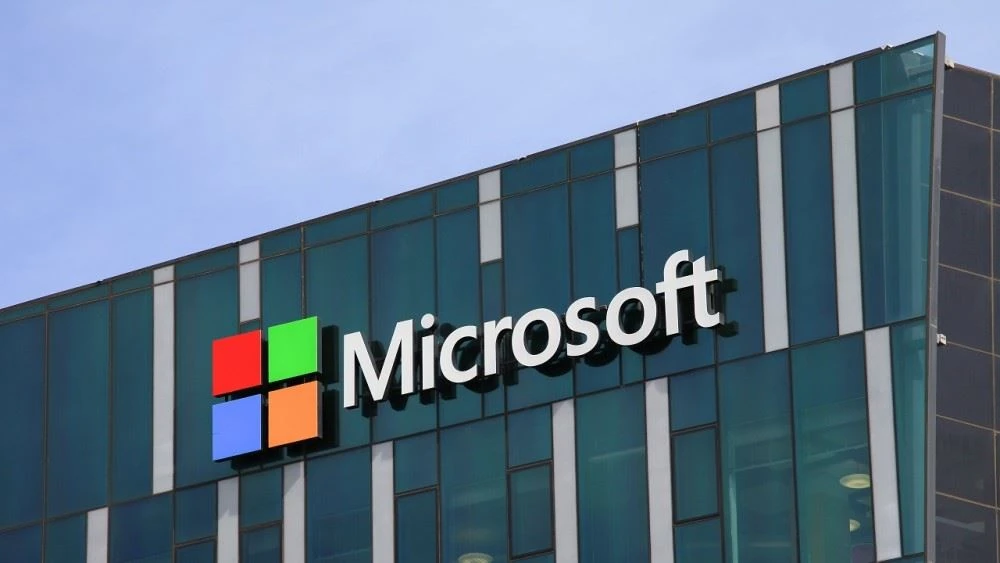 Microsoft Se Tinvesti $ 1 biljun fil-Greċja biex tibni Tliet Ċentri tad-Data